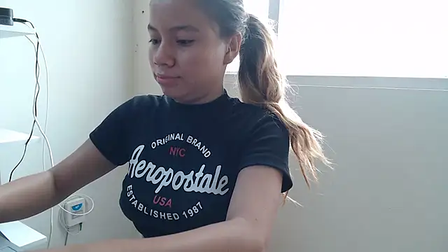 Naomi991 online show from 11-22-25, 01:54