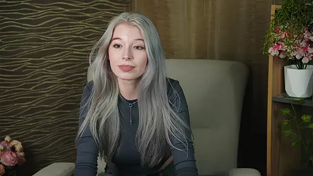Snapshot of WandaApps chatting on 10-12-25, 01:12 WandaApps online show from 10-12-25, 01:12
