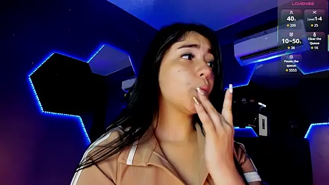 Belliinda 21 online show from 09-27-25, 03:40