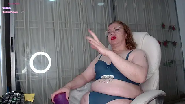 Snapshot of Tania_Goddess_ chatting on 03-15-25, 06:21 Tania Goddess  online show from 03-15-25, 06:21