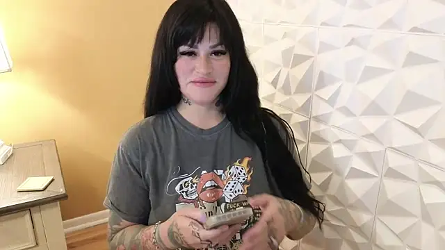 TexasTattooedHouseWife online show from 09-16-25, 03:13