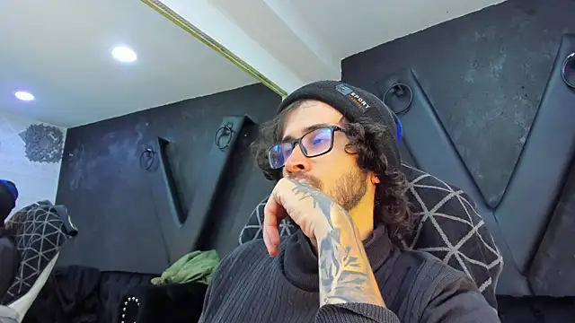 Loggan donnelly online show from 03-15-25, 09:05