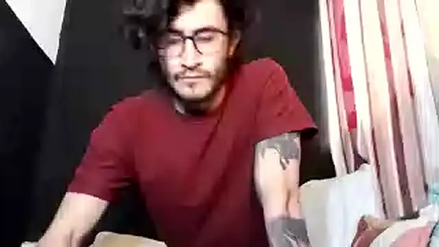 Loggan donnelly online show from 11-10-25, 07:08