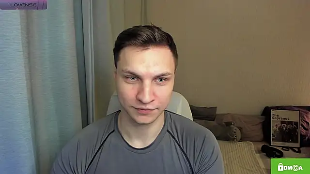 Snapshot of handsome_guy01 chatting on 05-28-26, 06:47 handsome guy01 online show from 05-28-26, 06:47