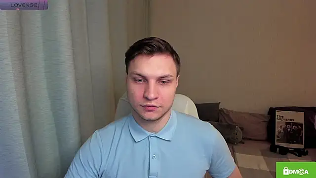 Snapshot of handsome_guy01 chatting on 06-04-26, 09:30 handsome guy01 online show from 06-04-26, 09:30