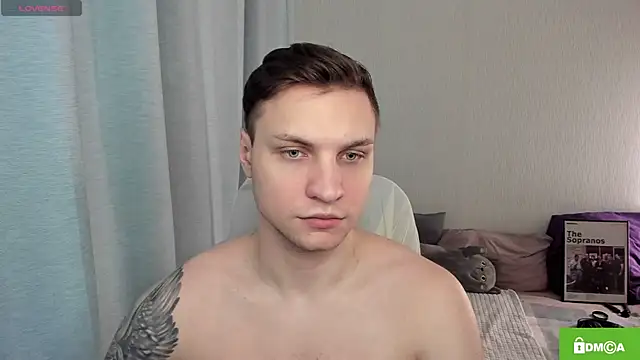 Snapshot of handsome_guy01 chatting on 05-20-26, 12:02 handsome guy01 online show from 05-20-26, 12:02