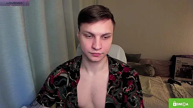Snapshot of handsome_guy01 chatting on 05-23-26, 09:03 handsome guy01 online show from 05-23-26, 09:03