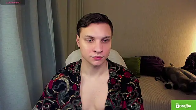 Snapshot of handsome_guy01 chatting on 07-01-26, 10:10 handsome guy01 online show from 07-01-26, 10:10