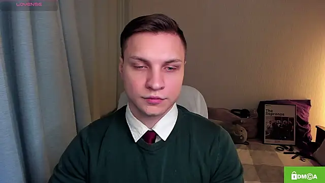 Snapshot of handsome_guy01 chatting on 05-09-26, 09:07 handsome guy01 online show from 05-09-26, 09:07