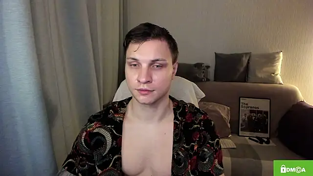 Snapshot of handsome_guy01 chatting on 06-24-26, 10:51 handsome guy01 online show from 06-24-26, 10:51