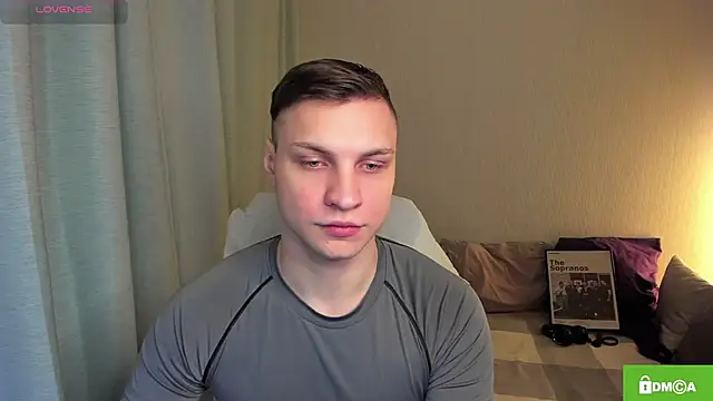 Snapshot of handsome_guy01 chatting on 04-22-26, 05:31 handsome guy01 online show from 04-22-26, 05:31