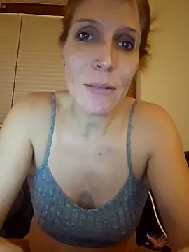 Lenchen  online show from 10-30-25, 08:50