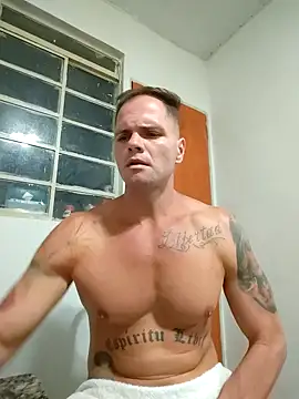 Snapshot of Giricotta chatting on 05-03-26, 03:11 Giricotta online show from 05-03-26, 03:11