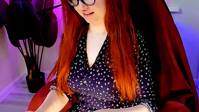 CarolGiggly online show from 12-21-25, 12:46