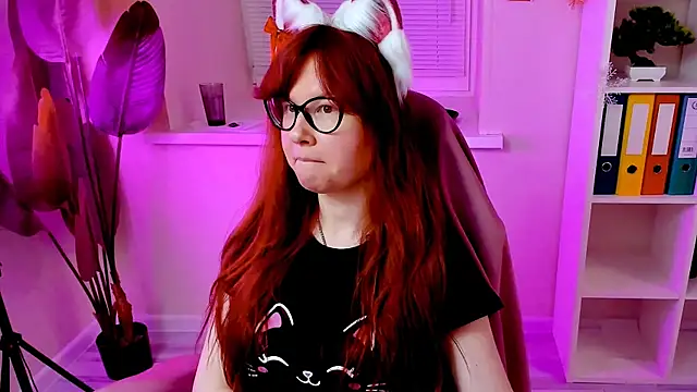 CarolGiggly online show from 12-13-25, 11:33