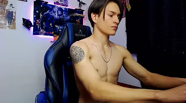 Snapshot of sr_jaeger chatting on 03-22-25, 08:15 sr jaeger online show from 03-22-25, 08:15