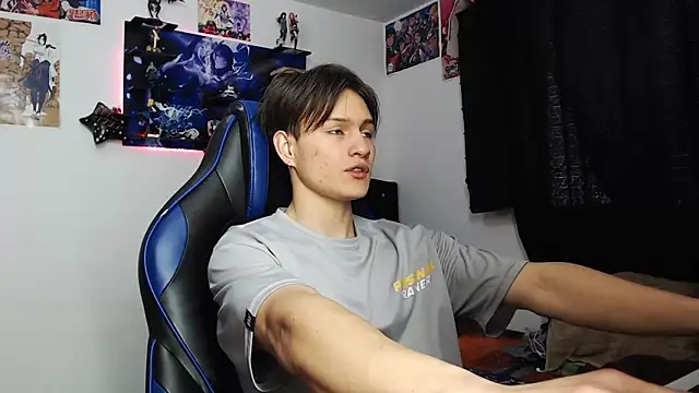 Snapshot of sr_jaeger chatting on 10-14-25, 03:01 sr jaeger online show from 10-14-25, 03:01