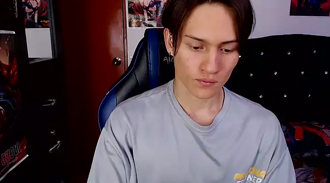 Snapshot of sr_jaeger chatting on 03-12-25, 08:41 sr jaeger online show from 03-12-25, 08:41
