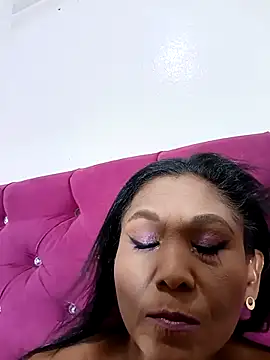 tiffany Bitch online show from 03-25-26, 11:47