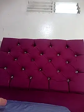 tiffany Bitch online show from 11-26-25, 10:10