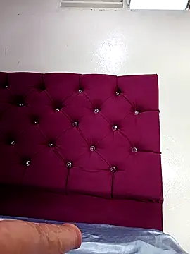 tiffany Bitch online show from 11-14-25, 10:13