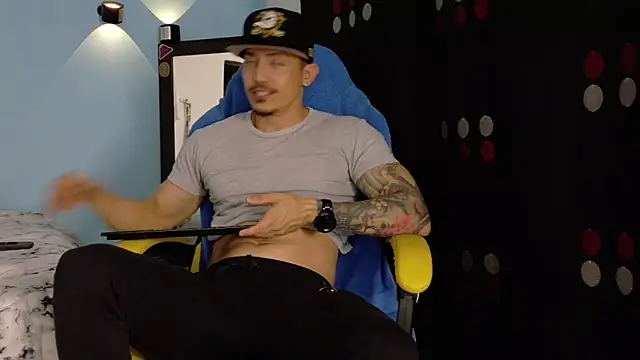 Alex motta online show from 03-08-26, 03:32