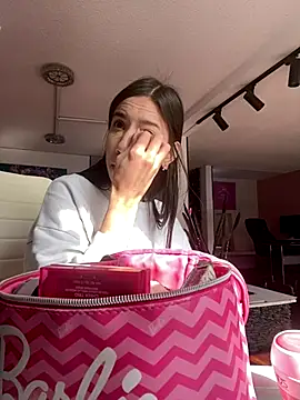 Praga Pink online show from 11-21-25, 01:32