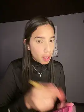 Praga Pink online show from 03-25-26, 03:39