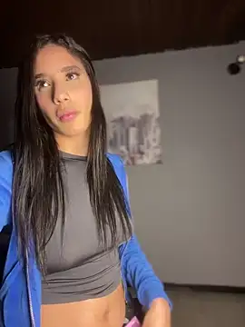 Snapshot of Praga_Pink chatting on 02-24-26, 03:18 Praga Pink online show from 02-24-26, 03:18