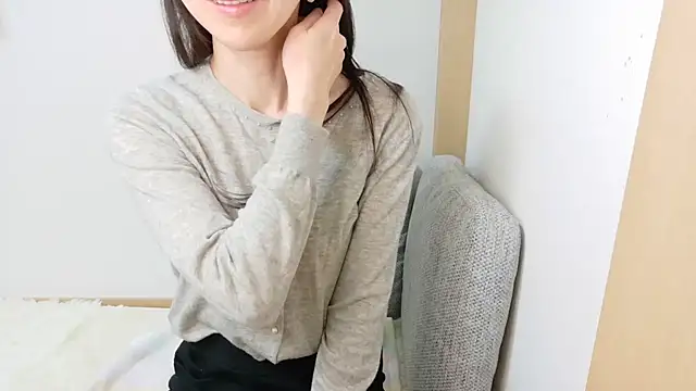 Hana-tan online show from 11-27-25, 10:43