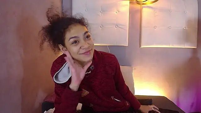 Snapshot of Aurora_ath chatting on 02-11-26, 08:20 Aurora ath online show from 02-11-26, 08:20