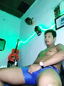 Snapshot of 628-andrew chatting on 12-22-25, 12:55 628-andrew online show from 12-22-25, 12:55