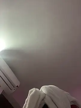 Gerallima 1 online show from 10-24-25, 01:48