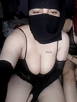 Snapshot of OYN-Dody chatting on 03-13-25, 01:10 OYN-Dody online show from 03-13-25, 01:10