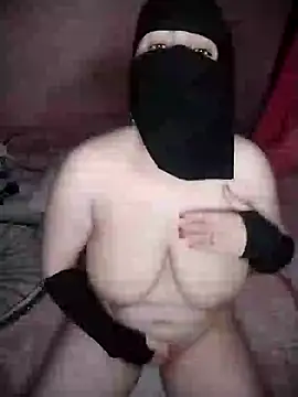 Snapshot of OYN-Dody chatting on 01-05-25, 10:50 OYN-Dody online show from 01-05-25, 10:50