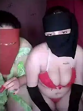 Snapshot of OYN-Dody chatting on 01-04-25, 06:30 OYN-Dody online show from 01-04-25, 06:30