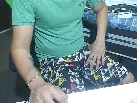 SOLESFETISHBR online show from 10-03-25, 02:07