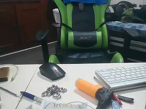 SOLESFETISHBR online show from 11-25-25, 03:18