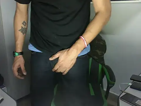 SOLESFETISHBR online show from 07-26-26, 05:25