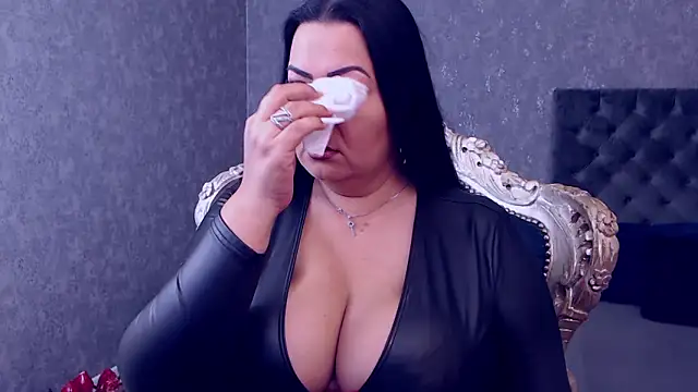 LindaBrairs online show from 11-13-25, 06:28