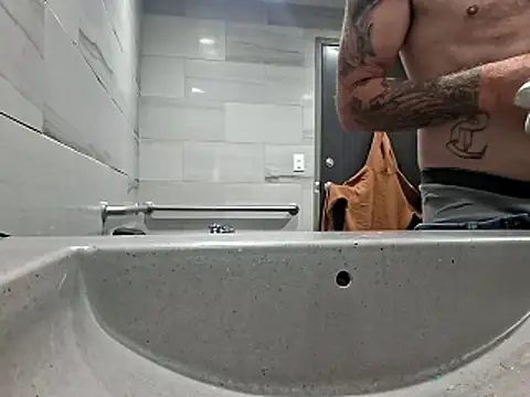 Cantufamily1979 online show from 10-30-25, 05:39