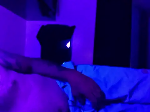 Cantufamily1979 online show from 02-18-26, 03:48