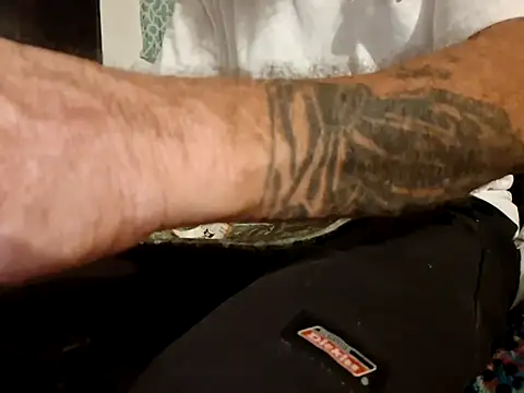 Cantufamily1979 online show from 09-14-25, 08:48