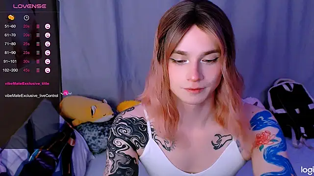 Alice Hells online show from 05-06-26, 04:33