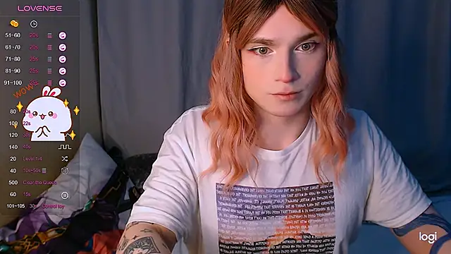 Snapshot of Alice_Hells chatting on 01-27-25, 04:09 Alice Hells online show from 01-27-25, 04:09