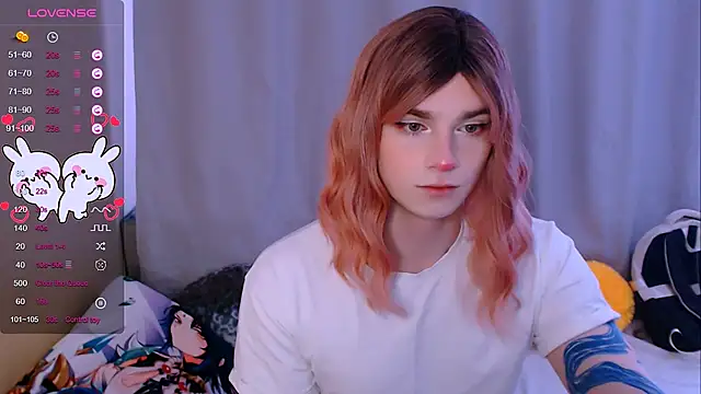 Snapshot of Alice_Hells chatting on 03-16-25, 05:25 Alice Hells online show from 03-16-25, 05:25