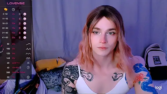 Alice Hells online show from 05-15-26, 04:16