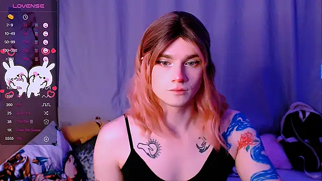 Alice Hells online show from 12-14-25, 05:57