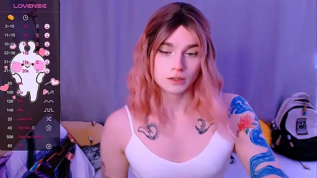 Alice Hells online show from 02-25-26, 07:52