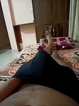 Snapshot of RRahullove69 chatting on 09-20-25, 03:17 RRahullove69 online show from 09-20-25, 03:17